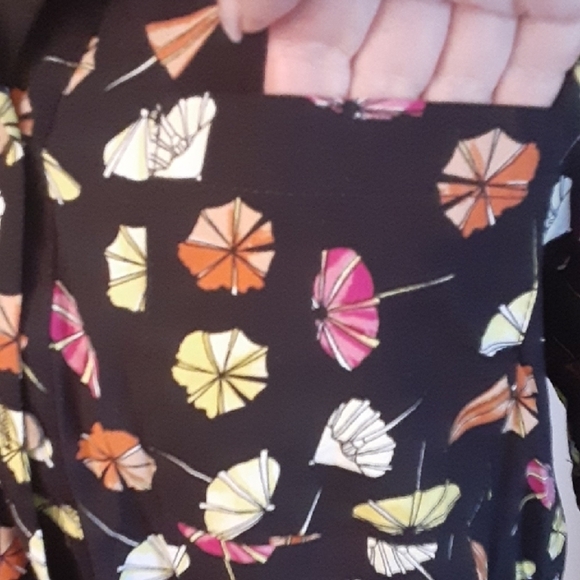Colorful Umbrella Print Button-Up Shirt - Picture 3 of 6